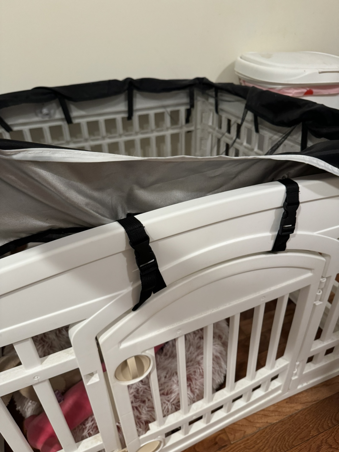 Playpen + accessories - photo 5