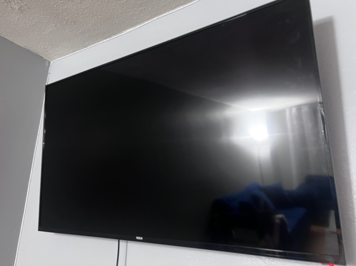 60’ Smart TV - photo 2
