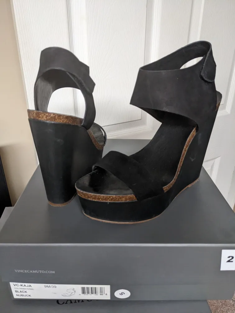 Vince Camuto Women's Black Wedge Sandals image indicator(2)