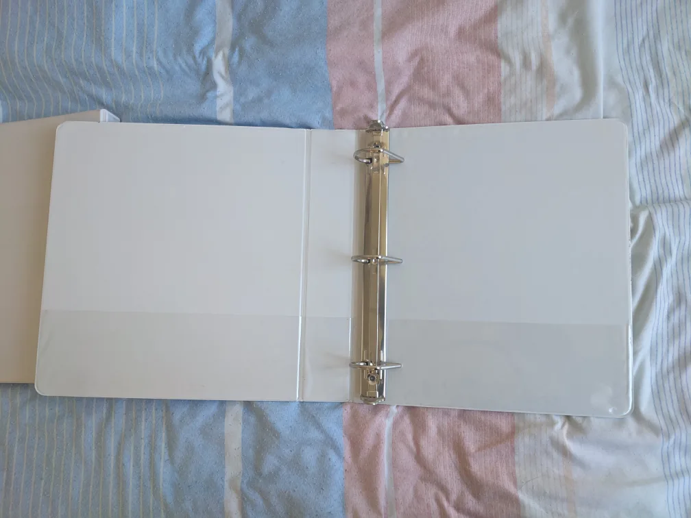 2 White Binders 🧡 image indicator(4)