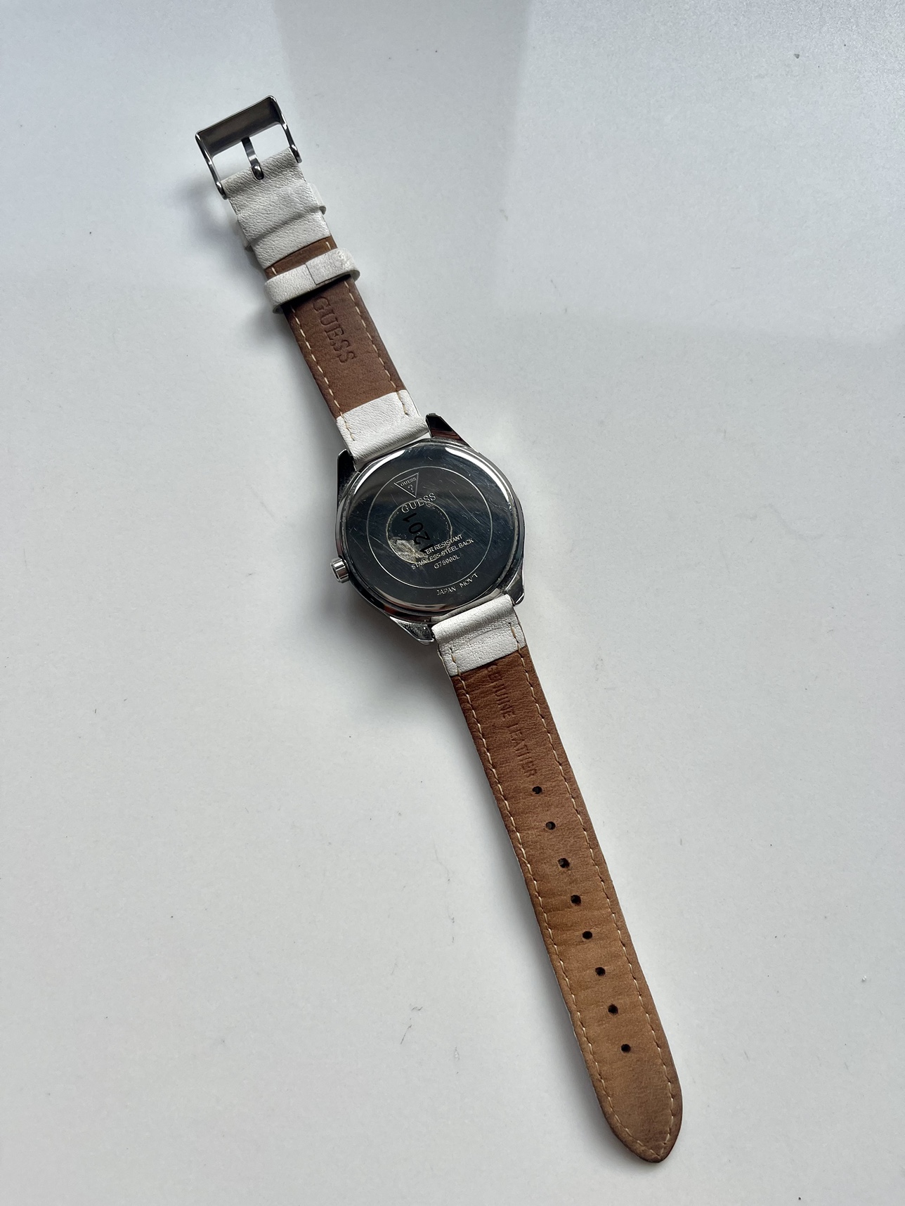 Women Guess Watch G759601 White Silver Case Swarovski - photo 3
