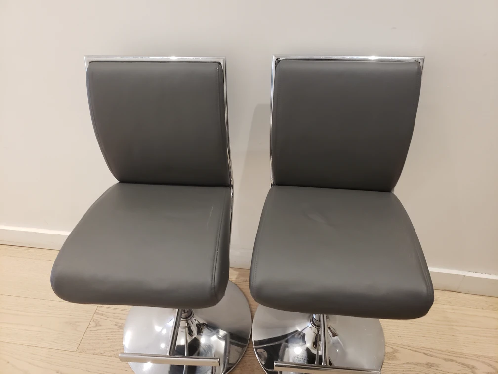 Grey Swivel Bar Stools" 🧡" - photo 4