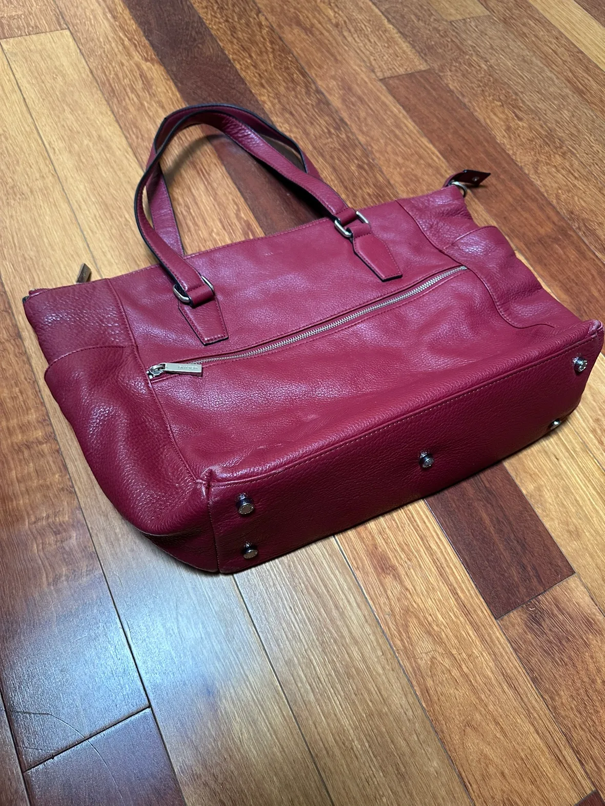 Danier Burgundy Leather Tote Bag image indicator(2)