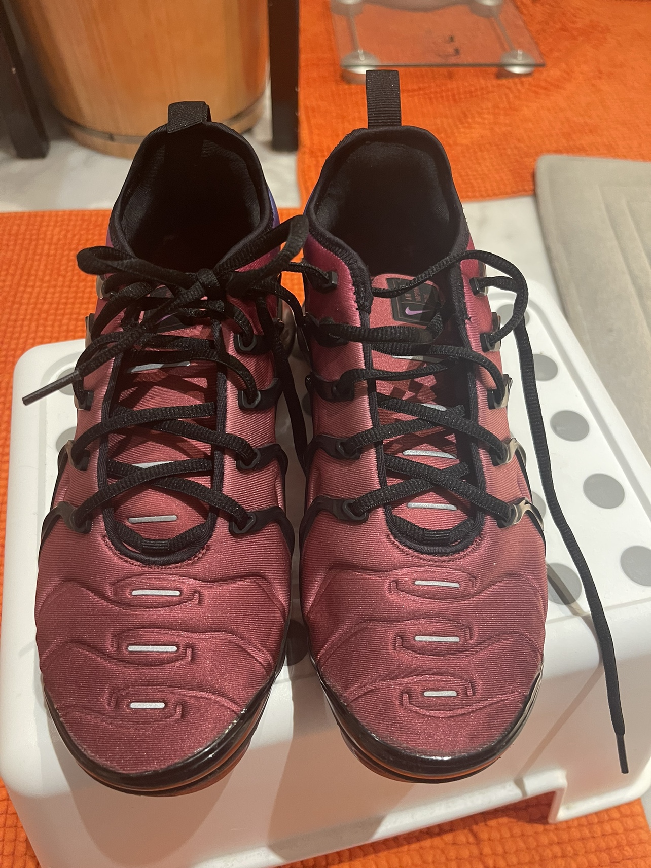 Nike Vapormax Plus men size 8 - photo 3