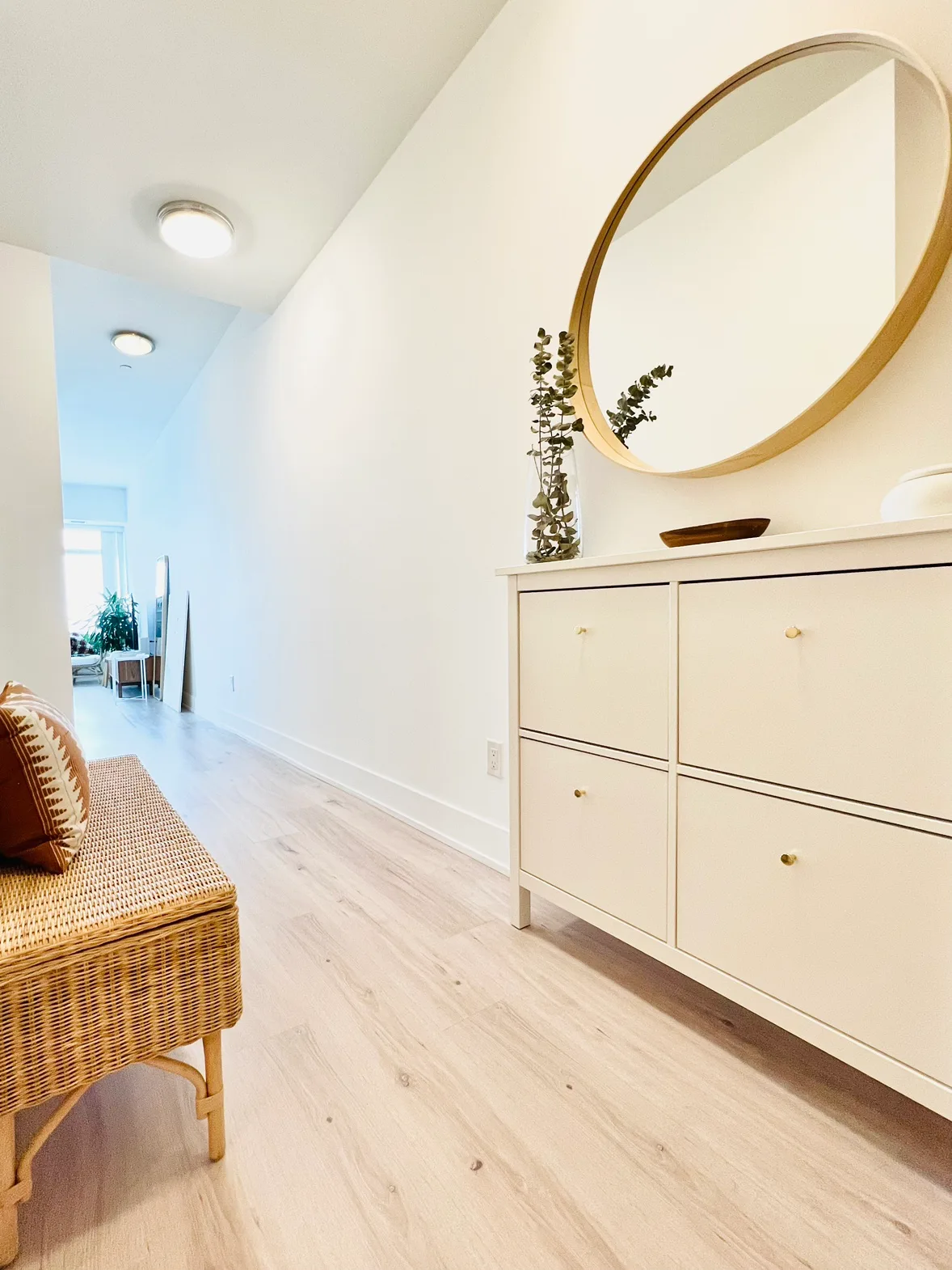 IKEA TOLKNING BENCH image indicator(5)