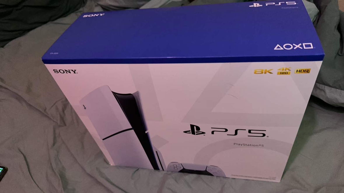 PS5 Slim BNIB