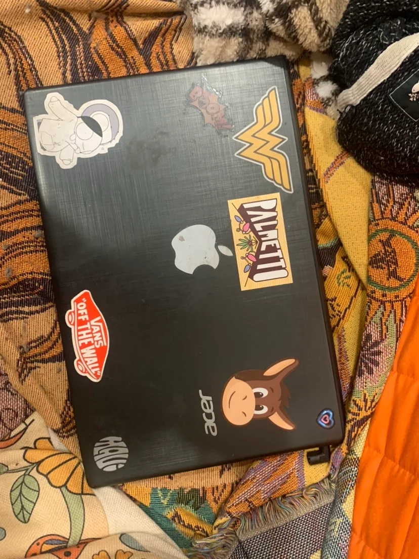 Acer Aspire E5-575 Laptop thumbnail