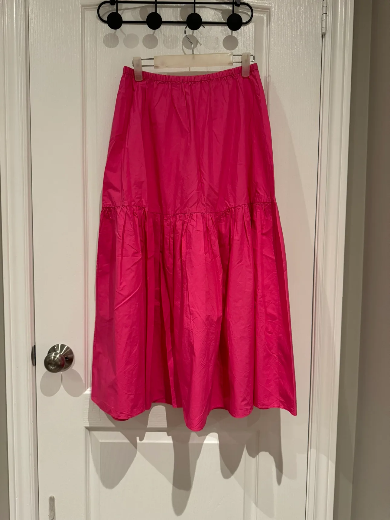 H&M Bright Pink Tiered Skirt thumbnail