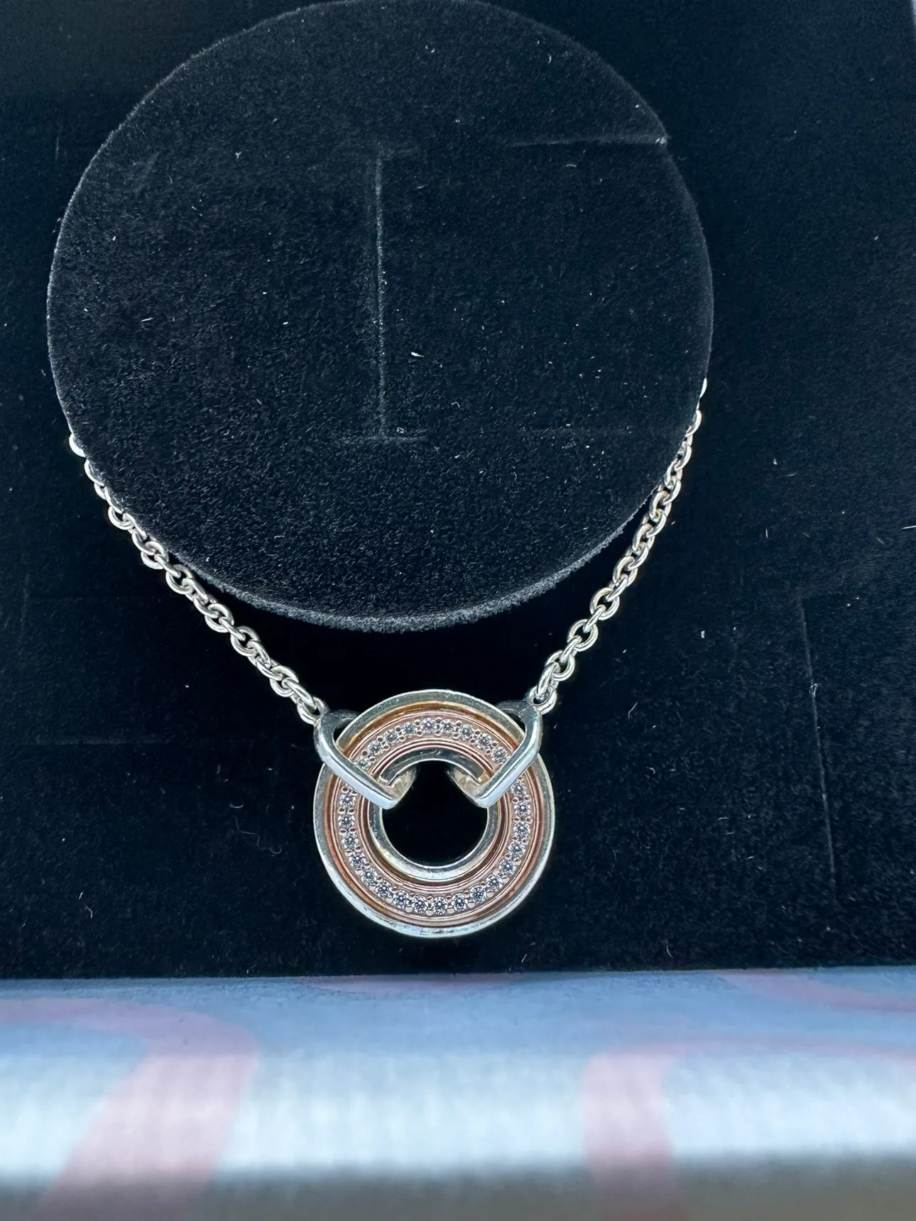 Pandora bracelet in box image indicator(3)