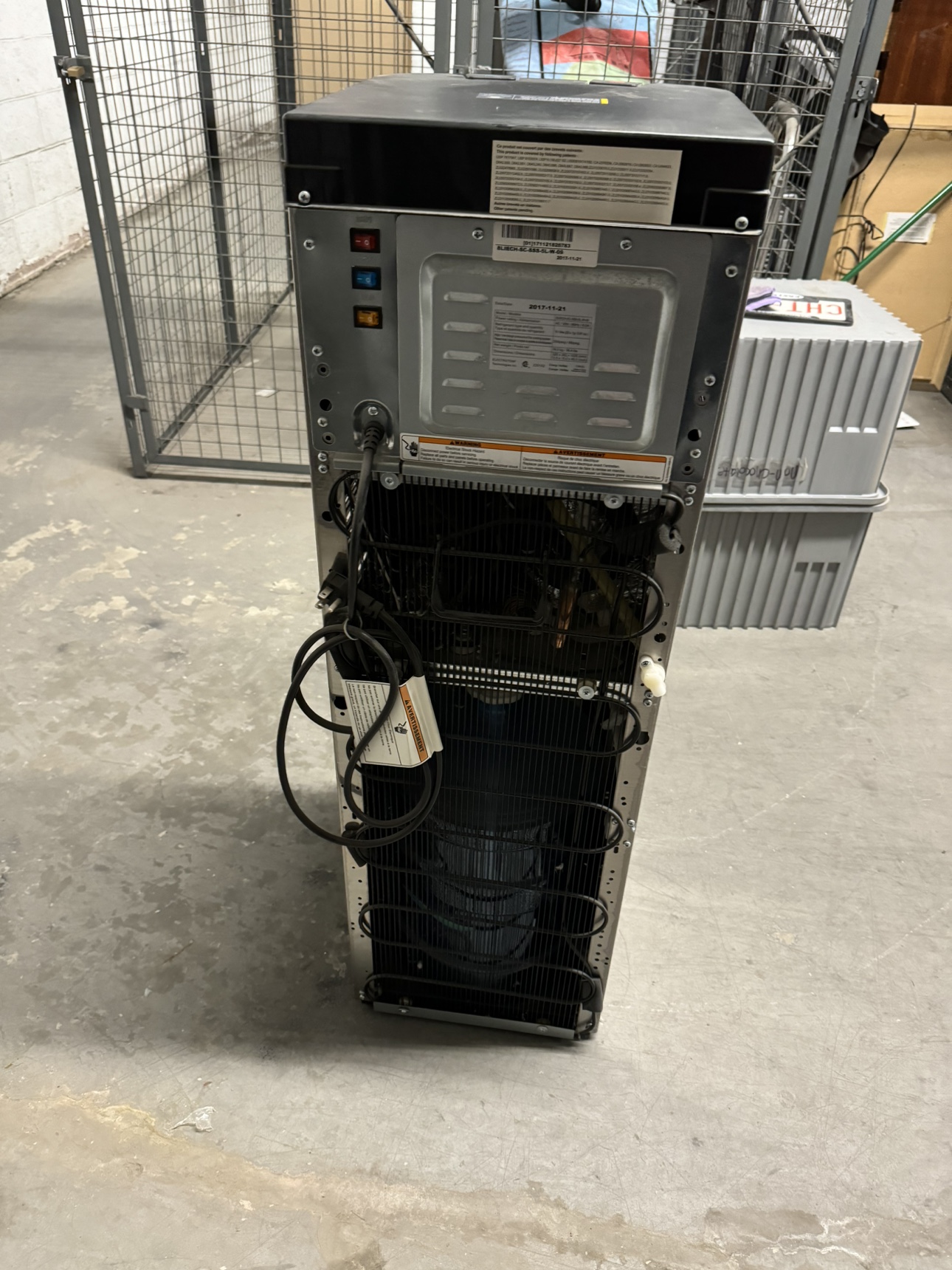 Whirlpool Water Cooler - photo 3