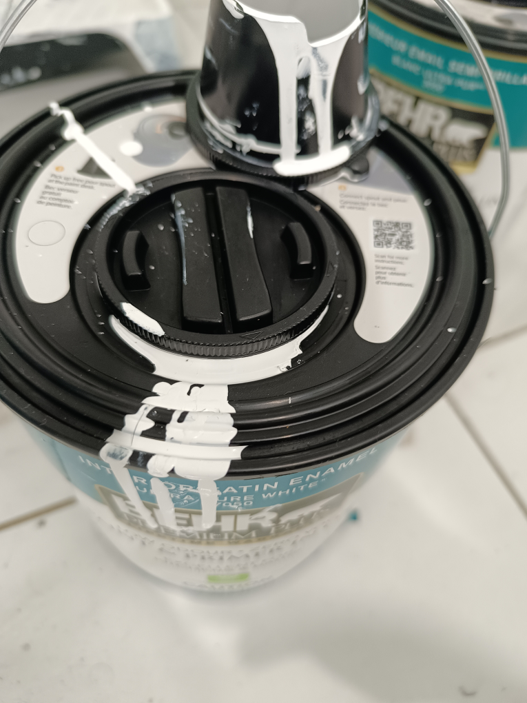 Behr Interior Semi-Gloss Enamel Paint (Ultra Pure White) - photo 4