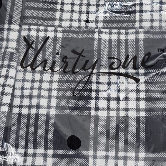 Thirty-One AG69 Perfectly Plaid Black and White Casual Carry-All - photo 5