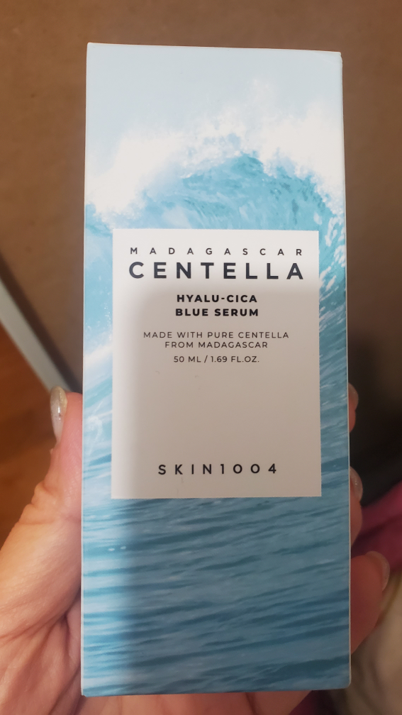 Skin1004 Madagascar Centella Hyalu-Cica Blue Serum