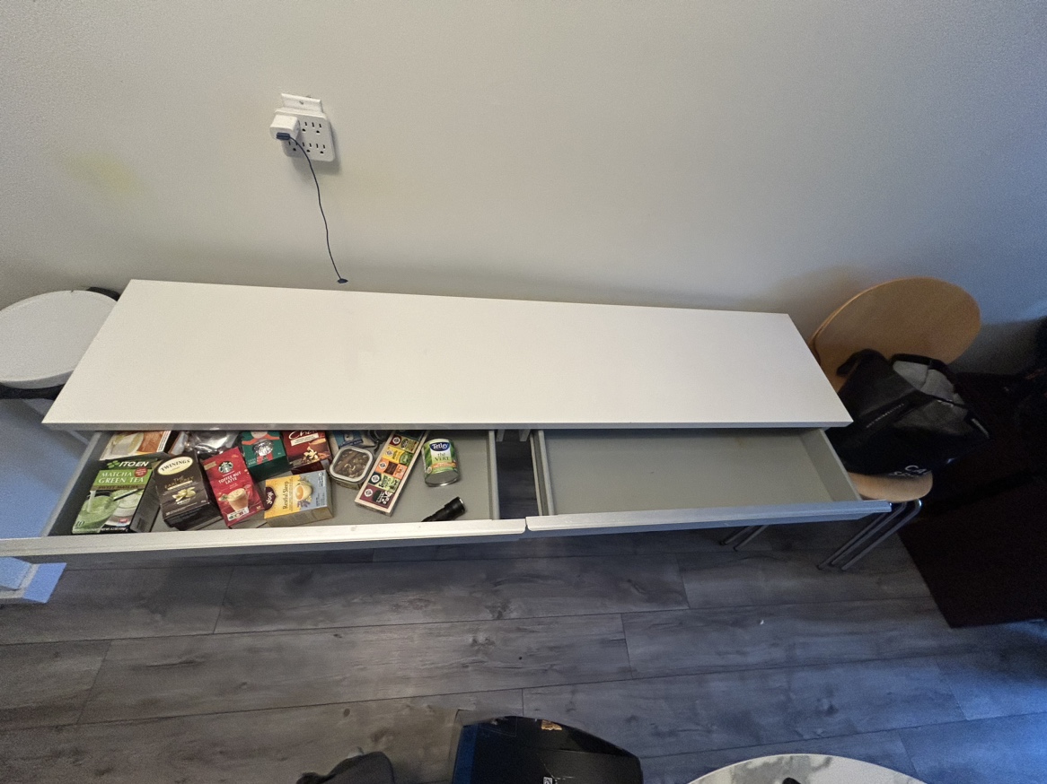 White Desk with Two Drawers - photo 2