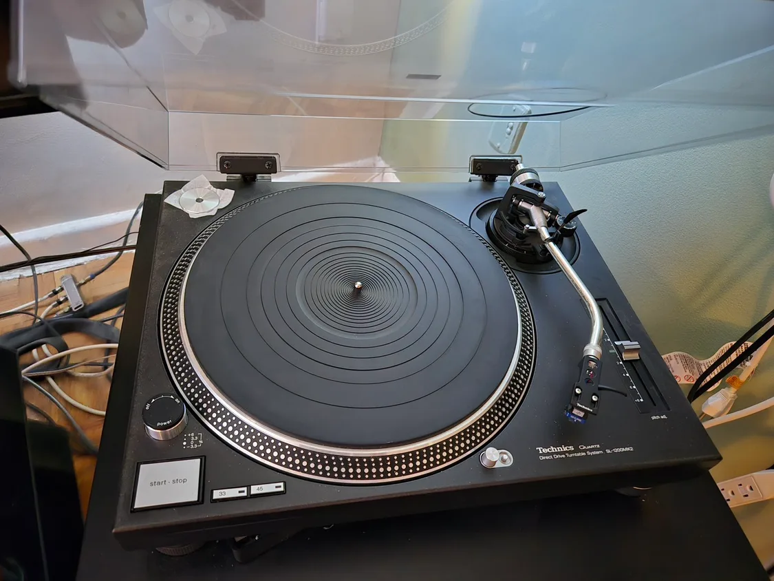 Technics SL-1200 MK2 Turntable image indicator(2)