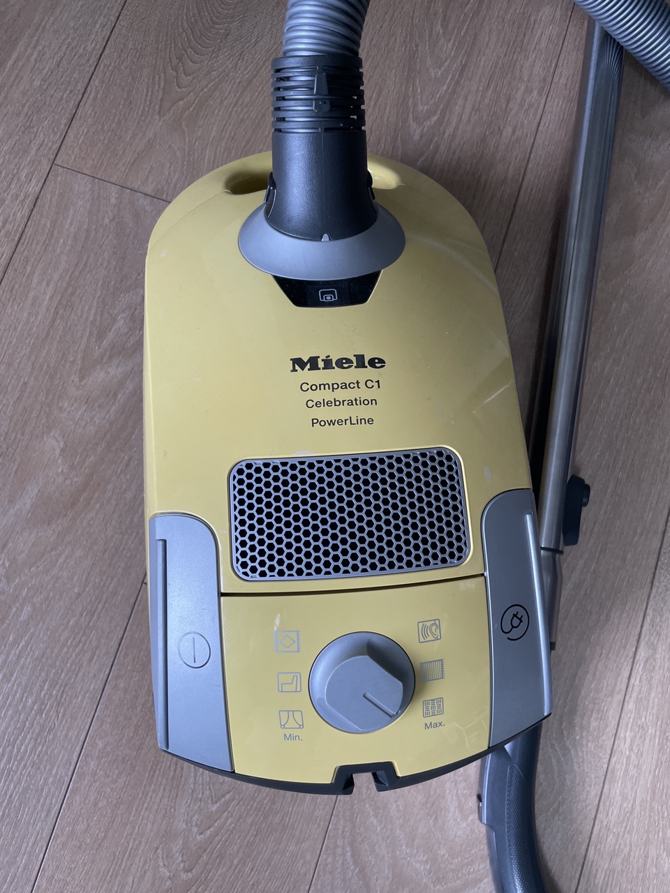 Miele Compact C1 Vacuum+ Dust Bags - photo 3