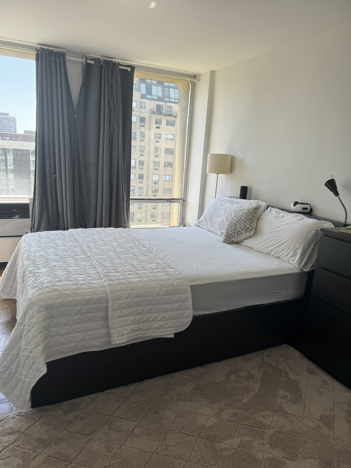Queen Size Storage Bed - photo 2