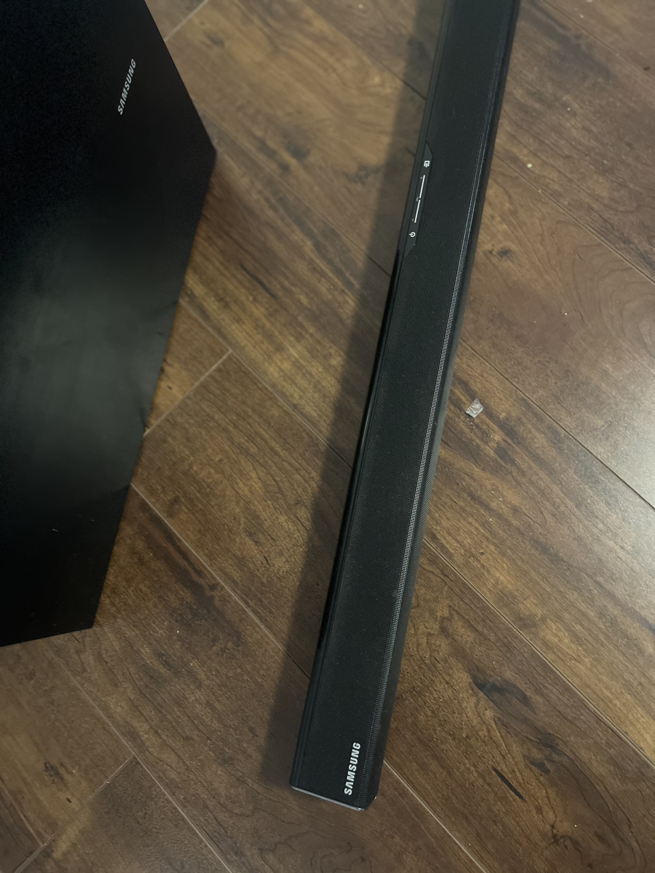 Samsung Soundbar with Wireless Subwoofer - photo 2