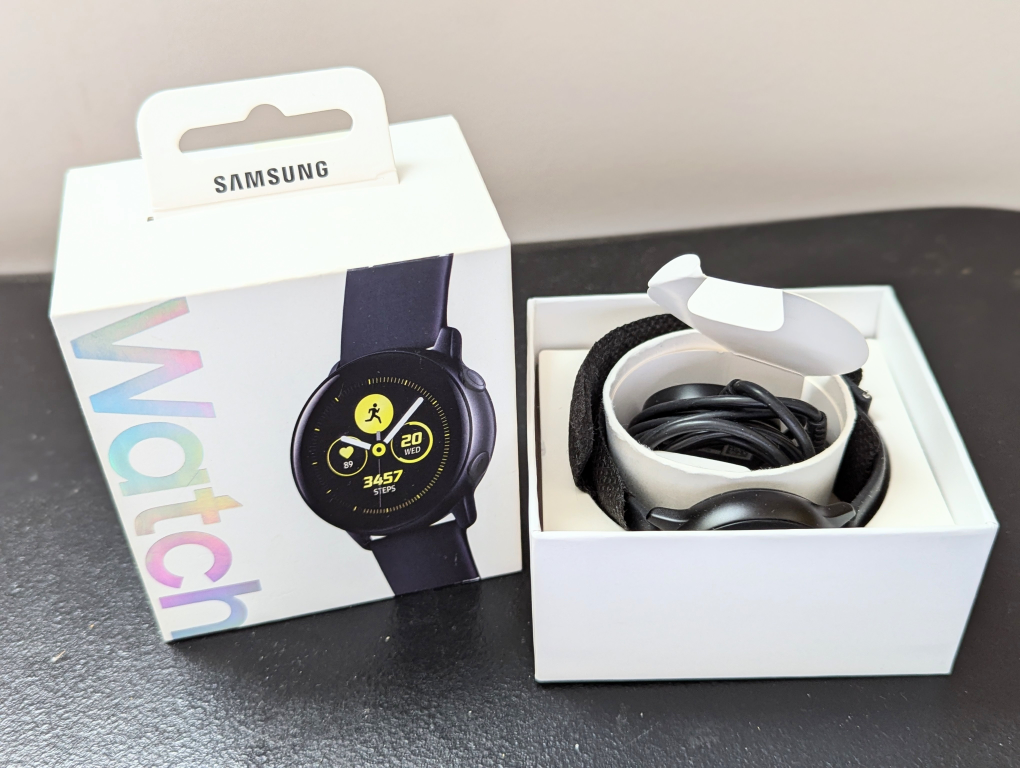 Samsung Galaxy Active SM-R500 - photo 3