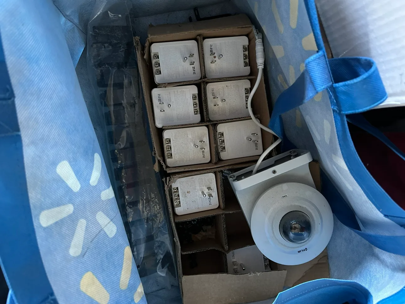 FLIR 4K NVR Security System image indicator(4)