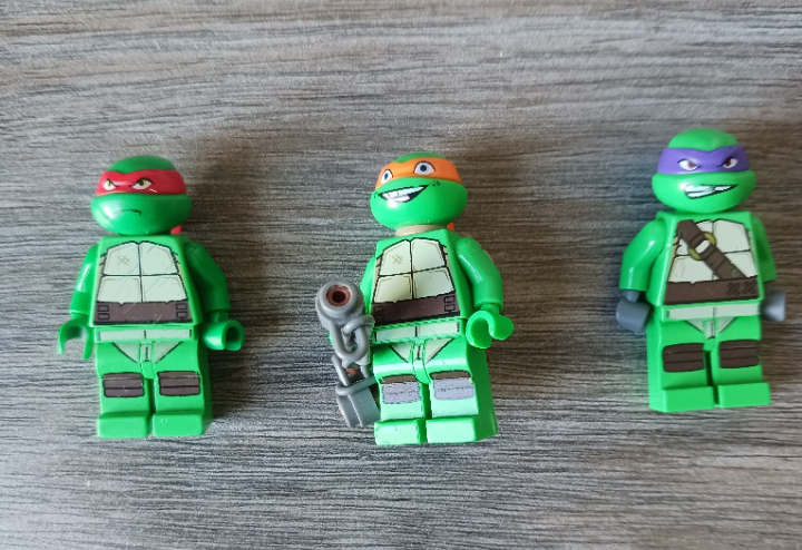 Teenage Mutant Ninja Turtles Lego Minifigures - photo 2