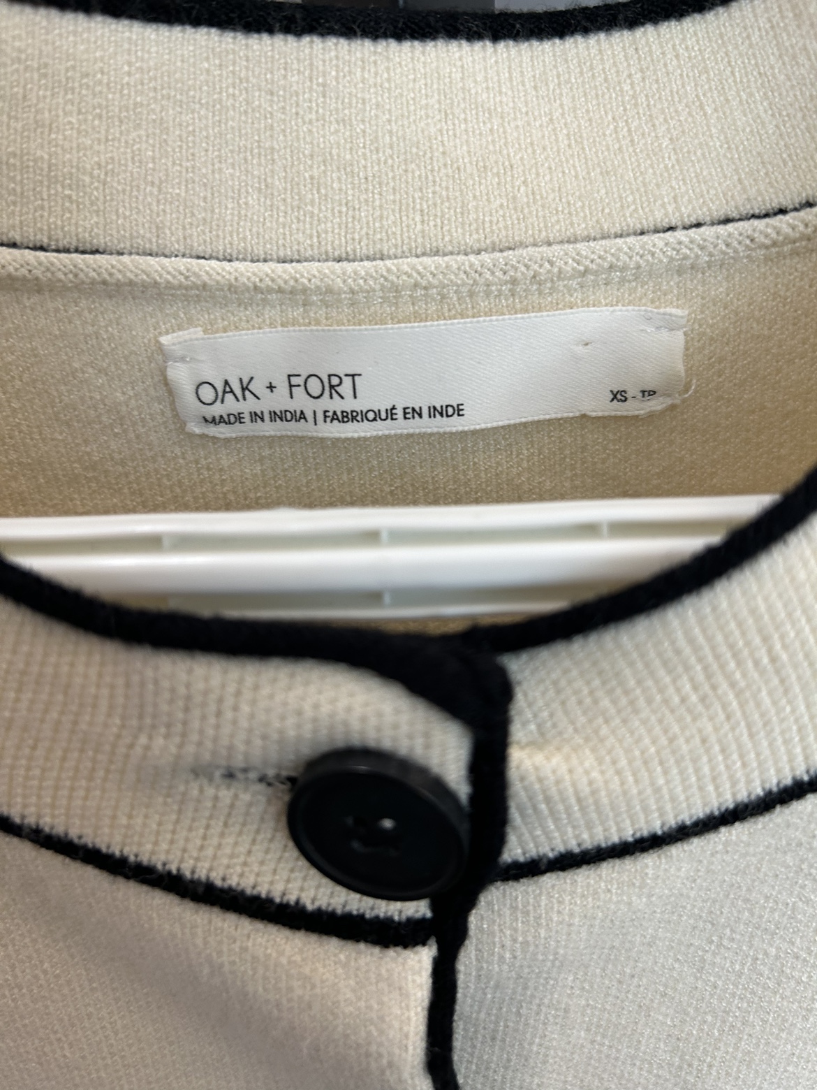 Crop button vests - photo 3