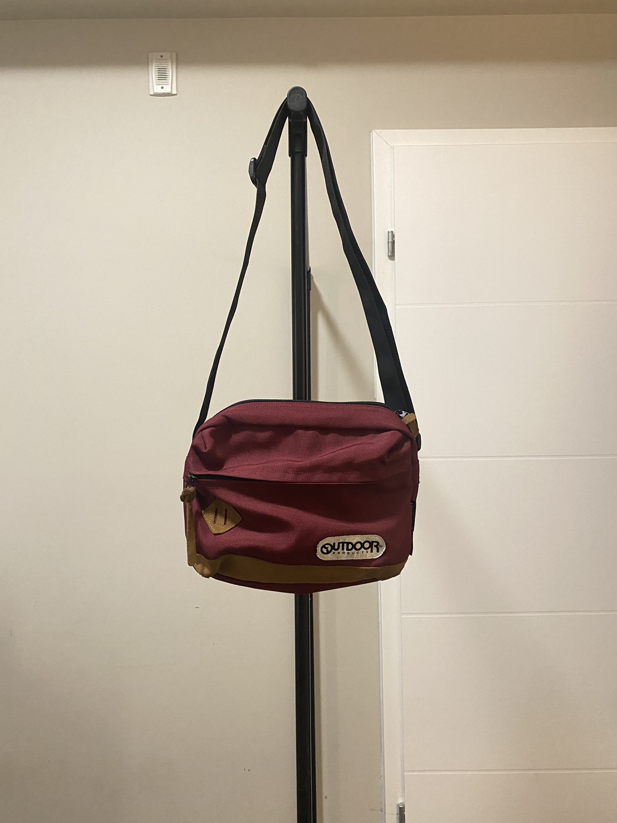 Outdoor Life Messenger Bag - photo 2