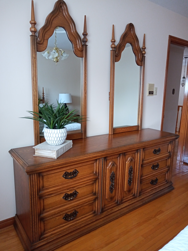 Queen Size Bedroom Suite Furniture - photo 4