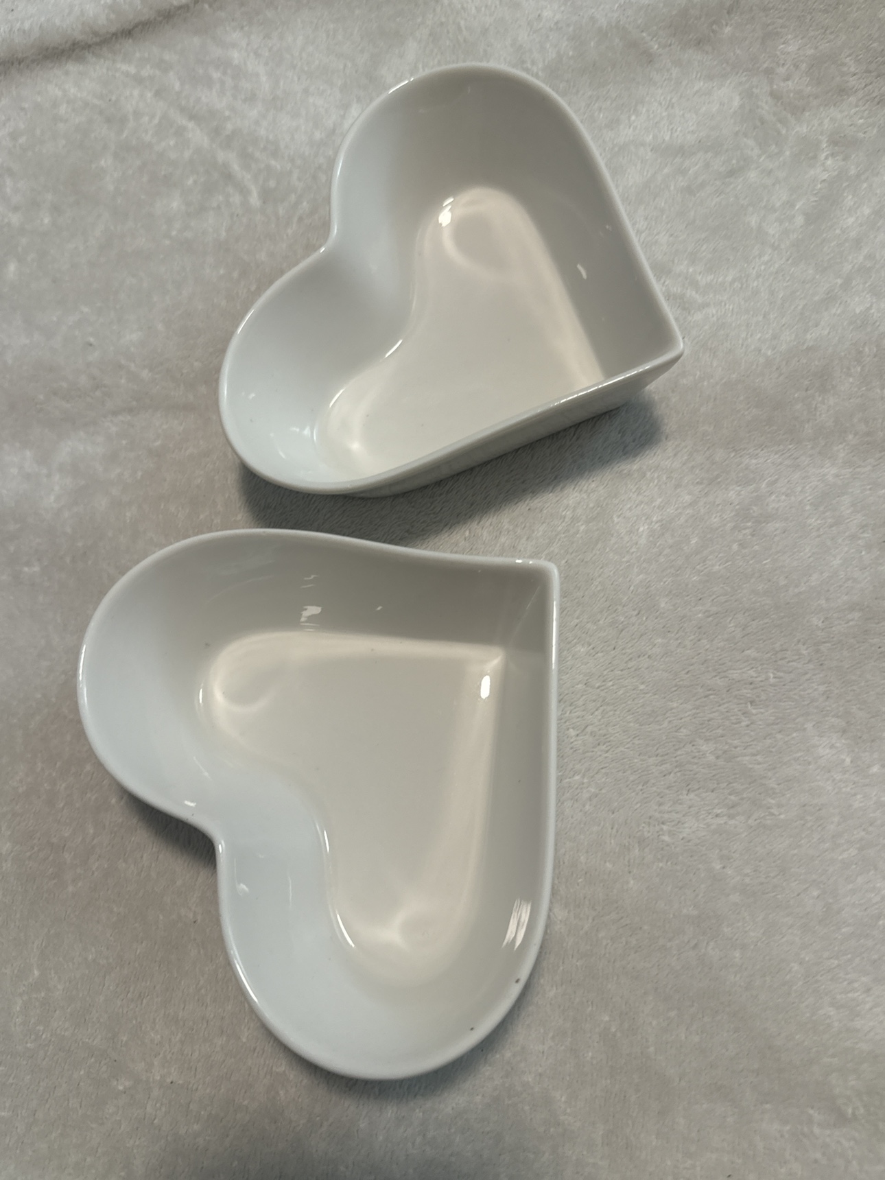 Set of 2 Heart Shaped jewelers