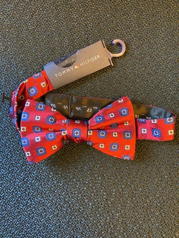 Tommy Hilfiger Bow Ties - all new image indicator(2)