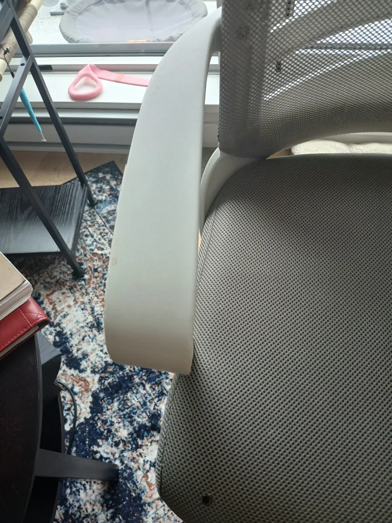 White Mesh Office Chair image indicator(4)