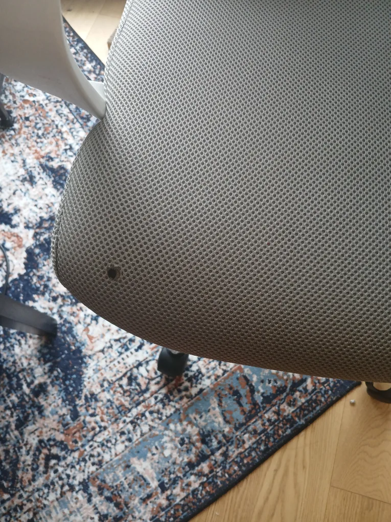 White Mesh Office Chair image indicator(7)