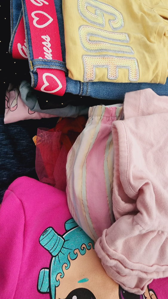 little Girls size 4-6 Clothes Bundle FREE