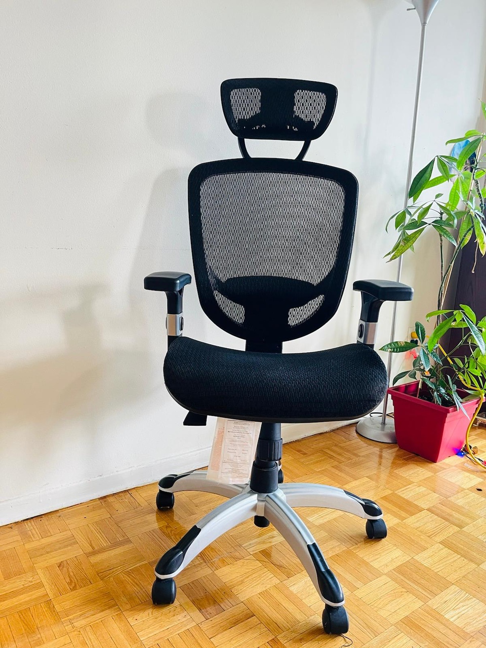 Ergonomic Hyken Mesh Office Chair with Head Rest