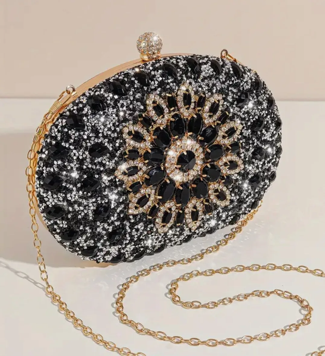 Rhinestone Clutch image indicator(3)