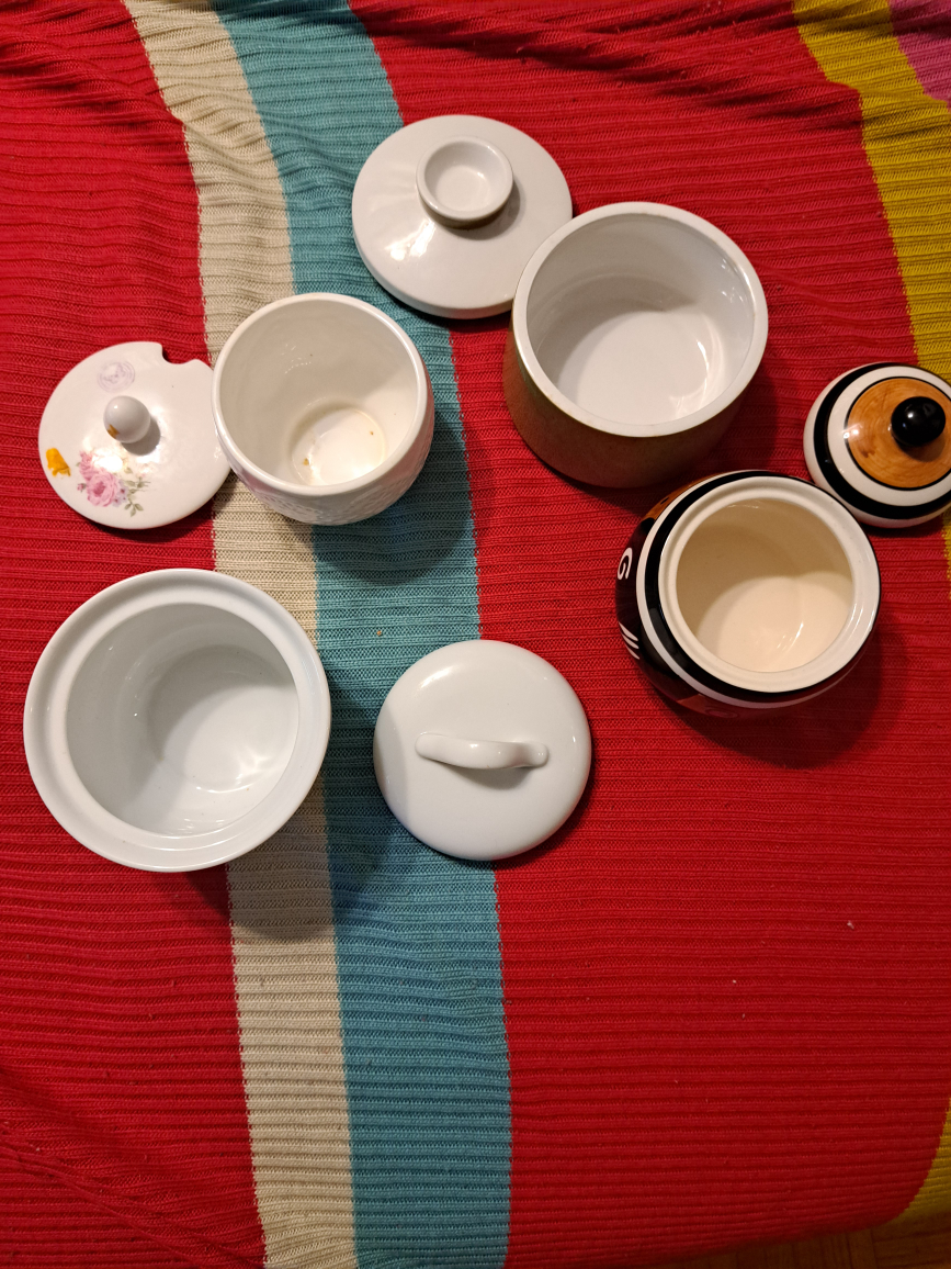 Set of Four Sugar Bowls - photo 2