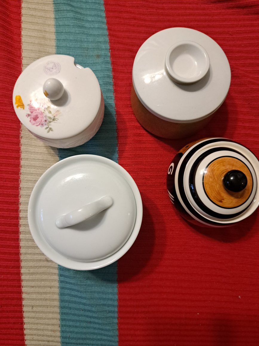 Set of Four Sugar Bowls - photo 3