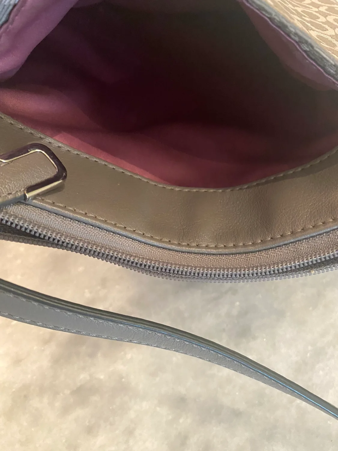 Coach Crossbody Bag image indicator(4)