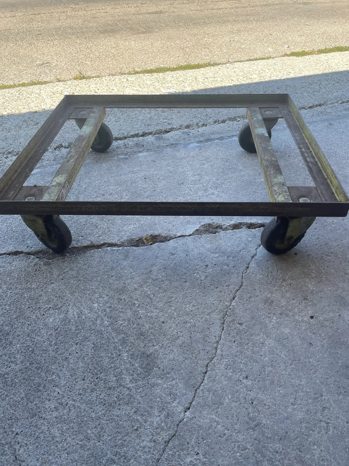Metal Dolly thumbnail