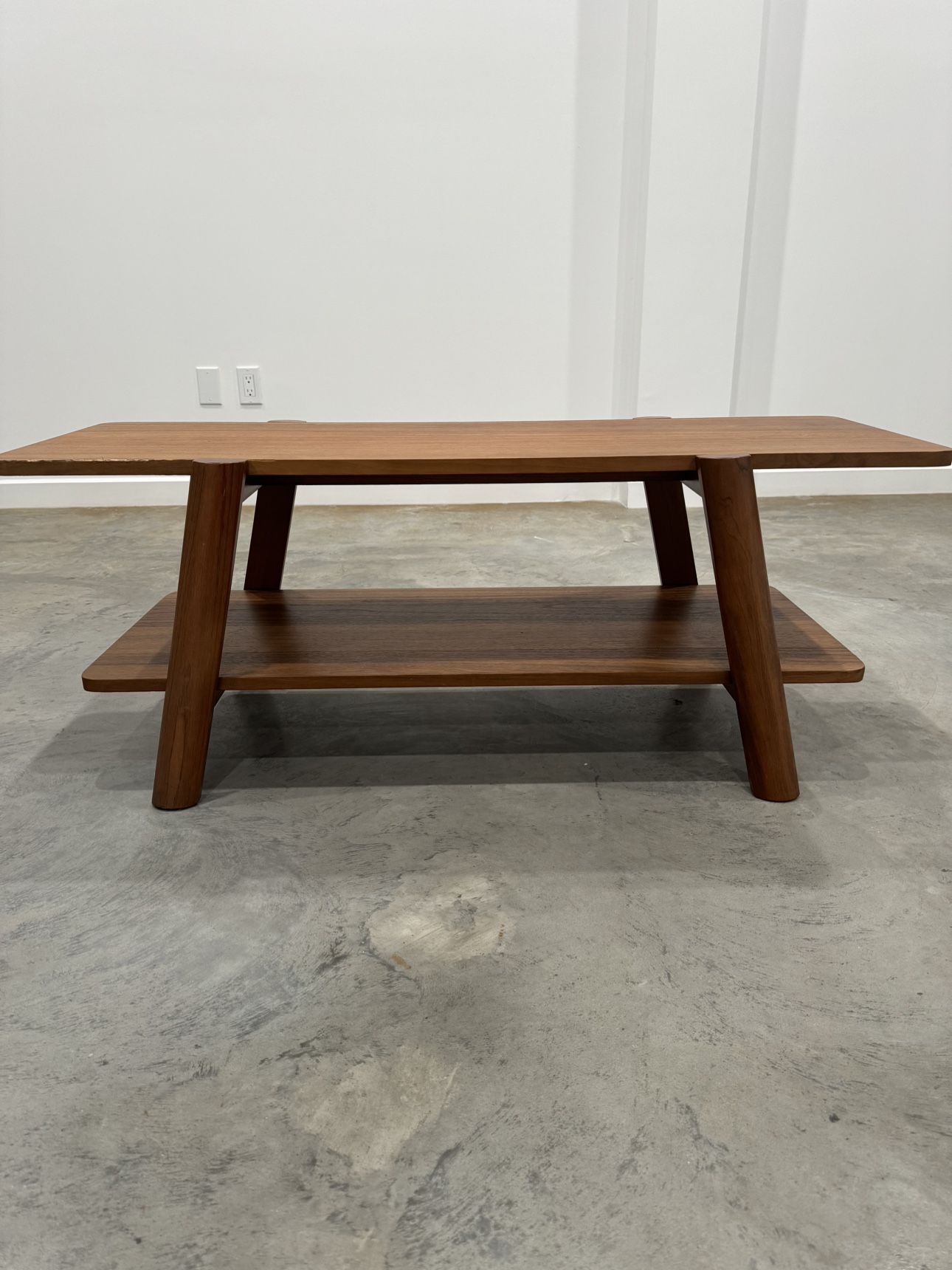Coffee Table - photo 2