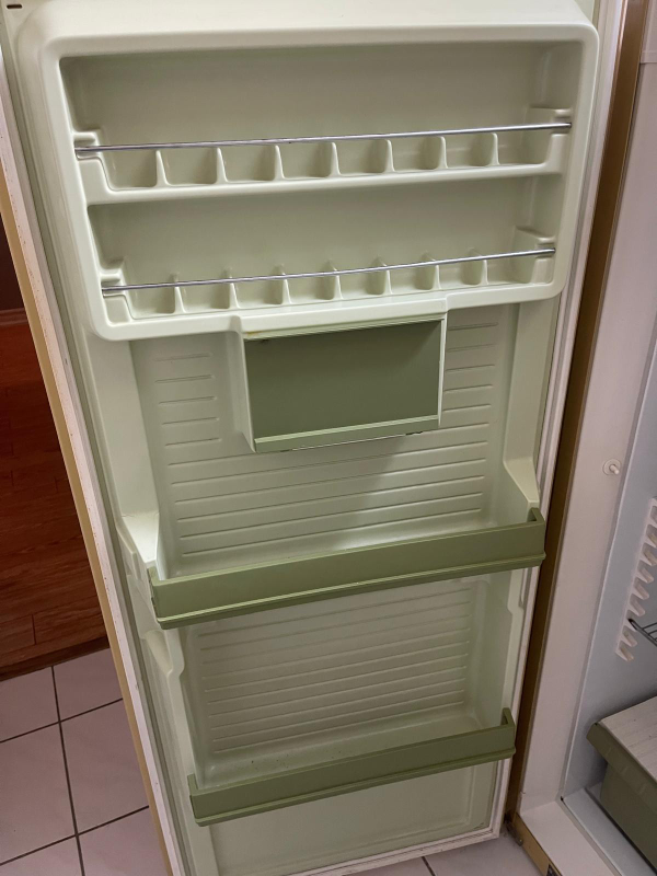 Refrigerator - free - photo 2