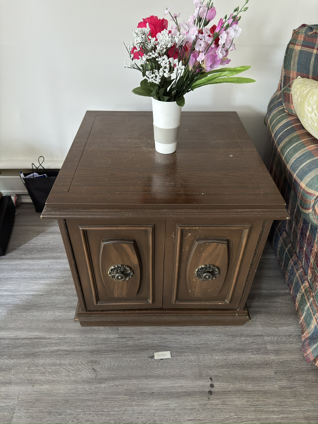 Wooden End Table - photo 3