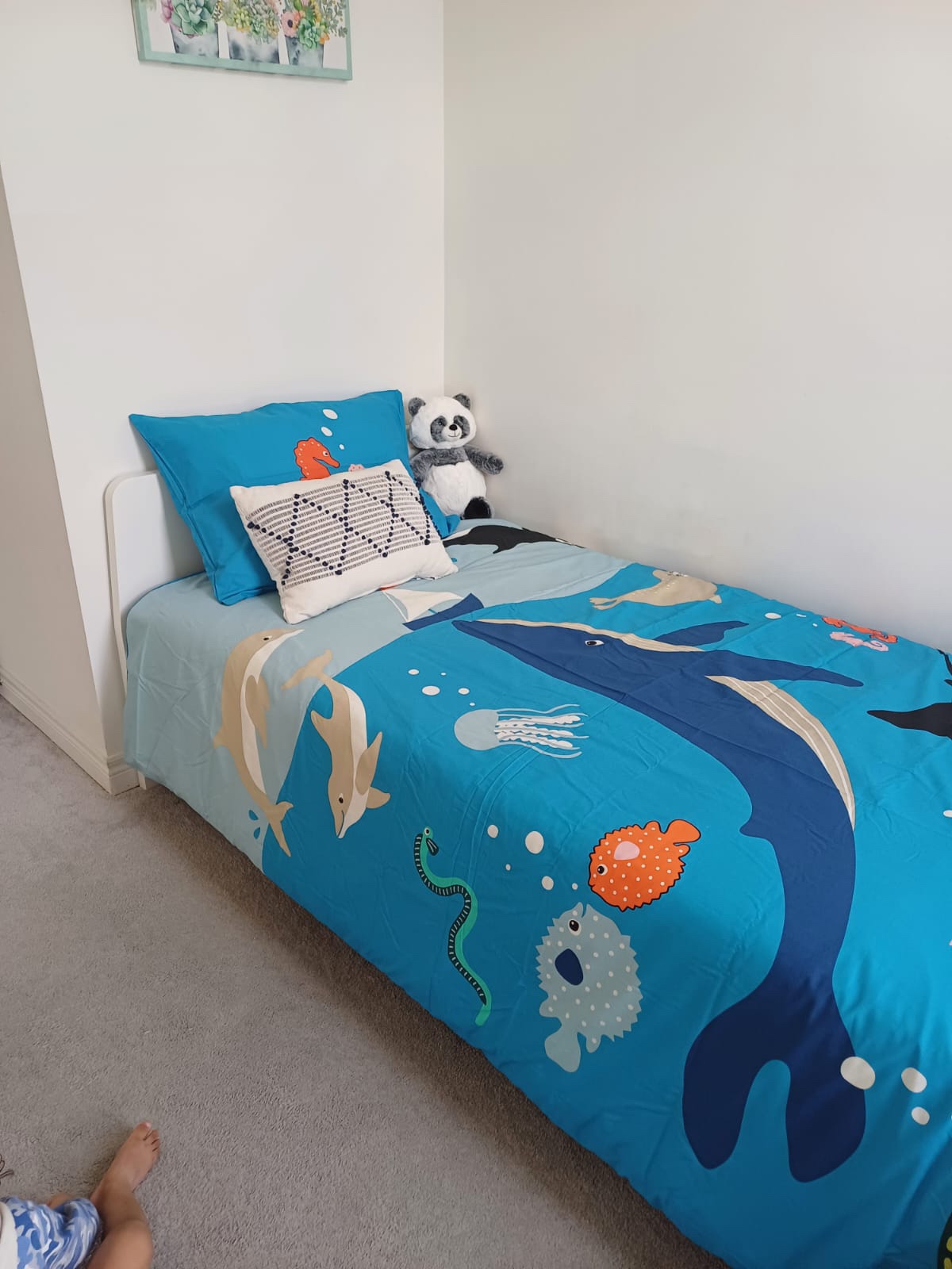 White twin Bed Frame with mattress