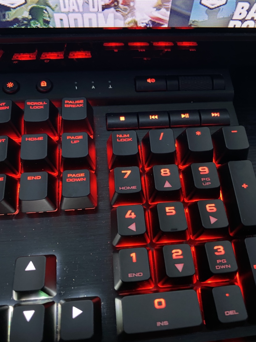 Corsair RGB Keyboard - photo 2