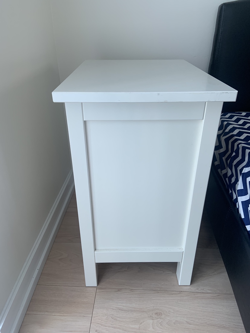 White Nightstand - photo 3
