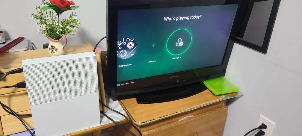 Xbox one s 1TB Bundle - photo 2