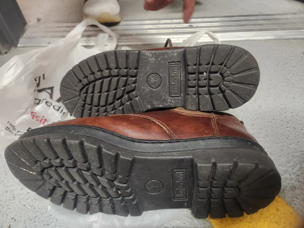 Timberland Brown Leather Shoes image indicator(7)