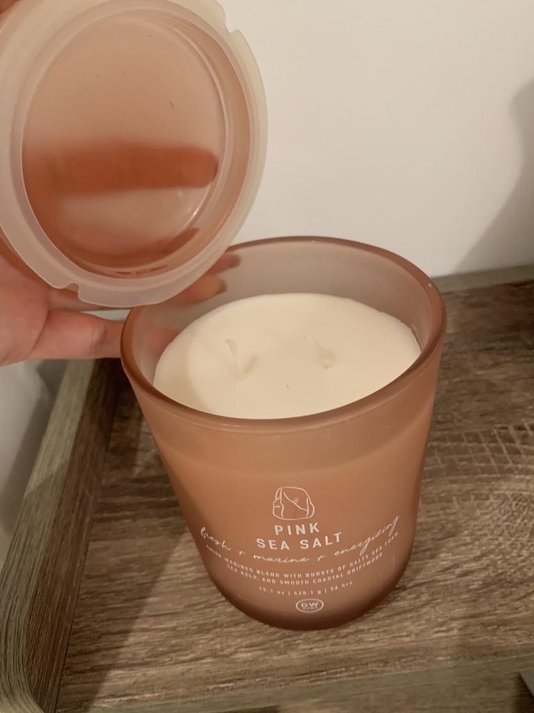 NEW DW Home Pink Sea Salt Candle! - photo 3