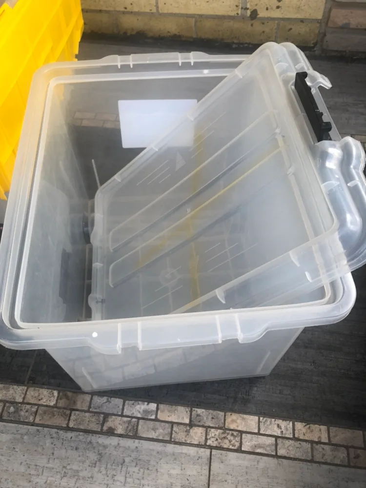 Large Igloo Cooler and 3 storage containers image indicator(10)