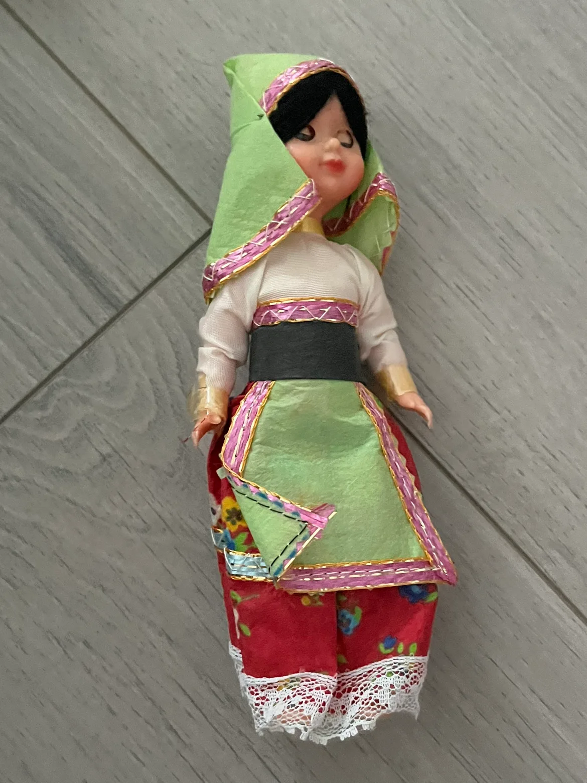 Vintage Dolls image indicator(8)